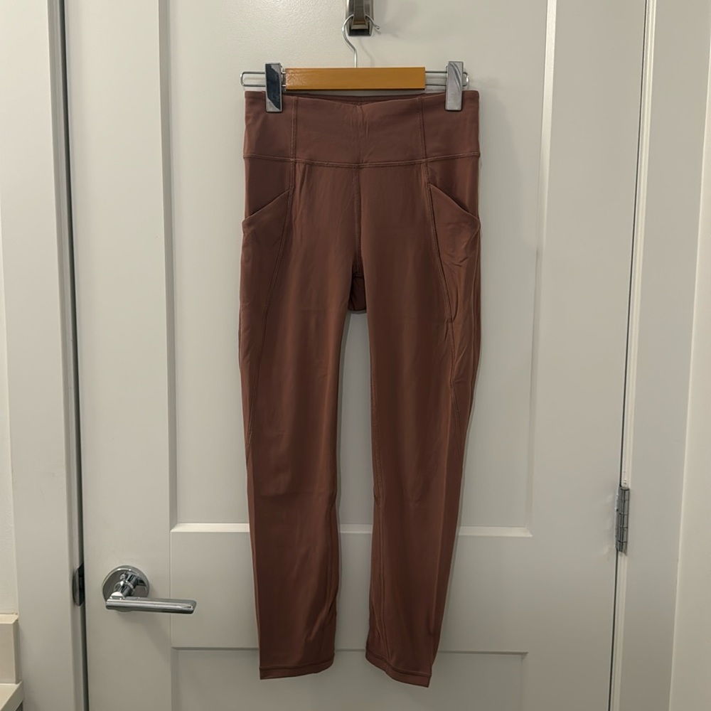 Lululemon pants women’s size 4